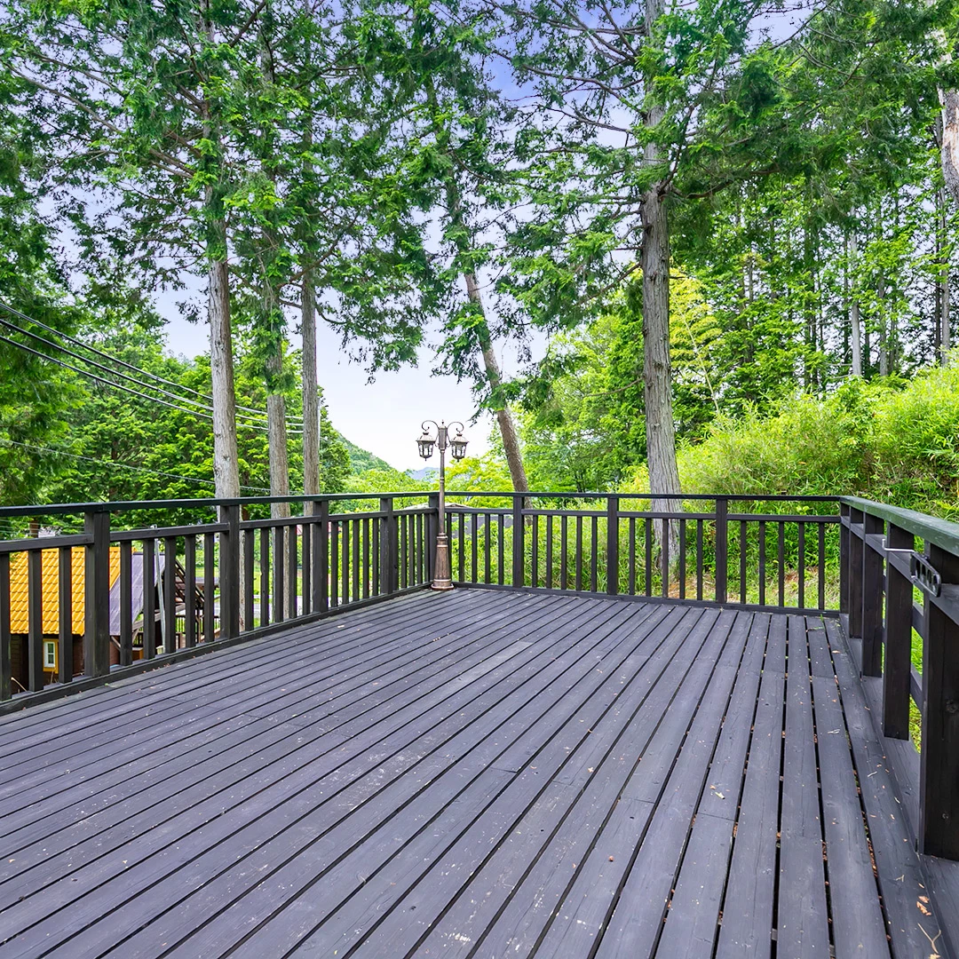 広々ウッドデッキでバーベキュー！宍粟市一宮町東河内峰山の別荘物件の画像7