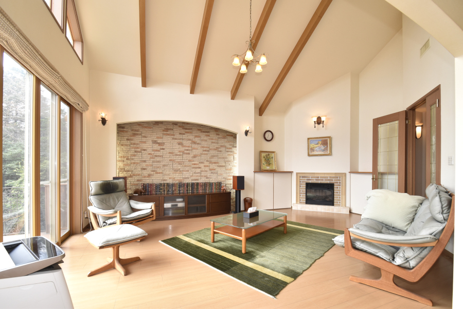 桜並木沿いの緩やかな丘の上！上郡町播磨自然高原の別荘物件の画像7