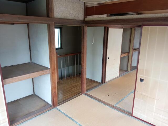 横浜市磯子区 岡村５丁目 (弘明寺駅) 2階建 3DKの画像8