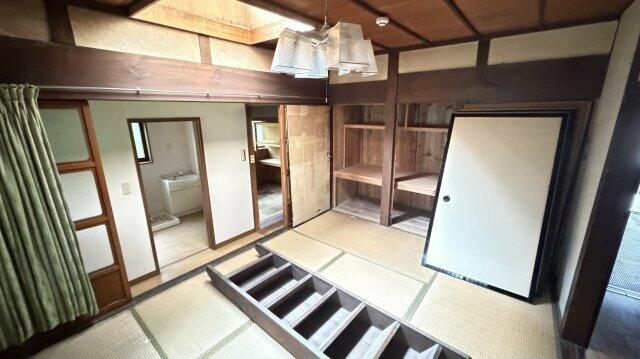 倉吉市 上古川 2階建 9DKの画像8
