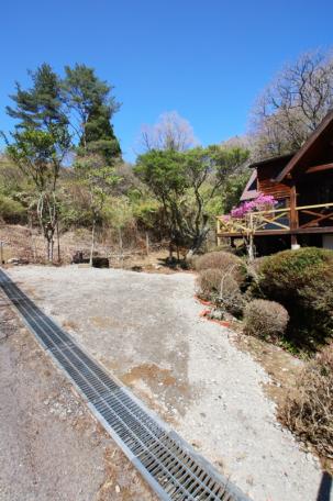 避暑地で夏を満喫！小川沿いの伊賀市北山の中古ログハウス物件の画像9
