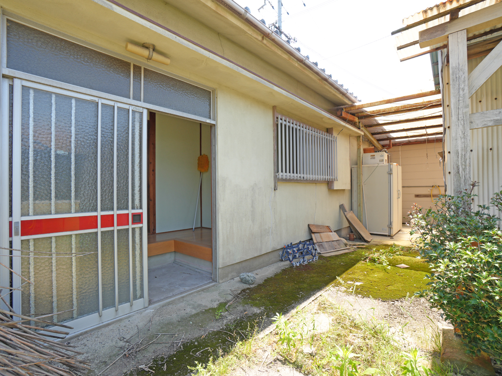 畑・広い駐車場・倉庫付きの元店舗！和歌山市山口西の物件の画像8