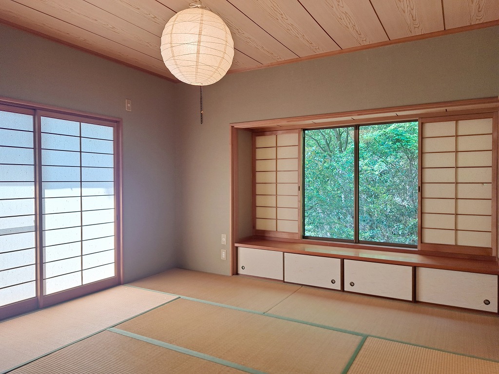 薪ストーブ付き！内窓断熱施工済みの平屋建別荘物件の画像9