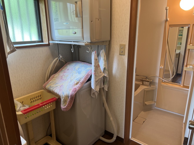 度会郡南伊勢町-五ケ所湾まで徒歩約２分の立地にあるコンパクトな戸建ての画像9