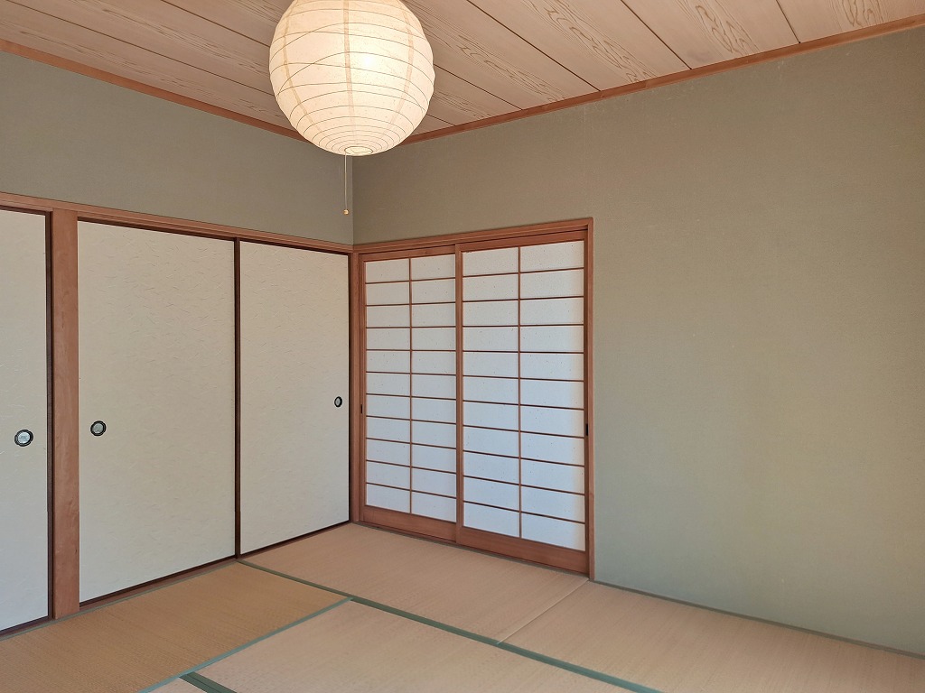 薪ストーブ付き！内窓断熱施工済みの平屋建別荘物件の画像10