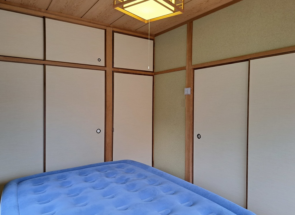 森を眺めて、デッキでひと休み♪自然を楽しむ別荘物件の画像10