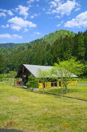 由良川沿いの広大な敷地！南丹市美山町田歌の中古物件の画像11