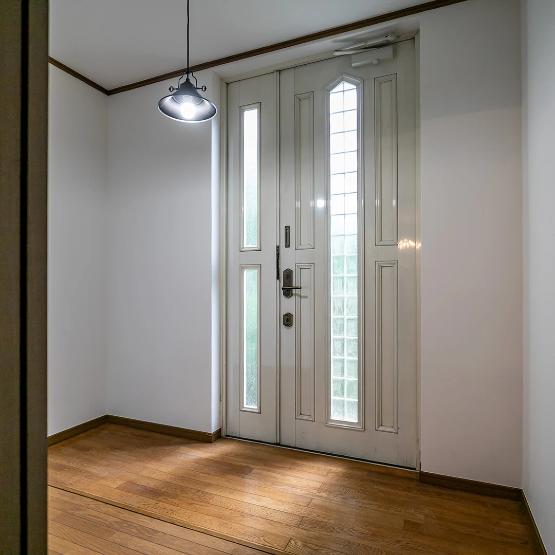 お洒落なリビング！恵那市岩村町の2LDK別荘物件の画像11