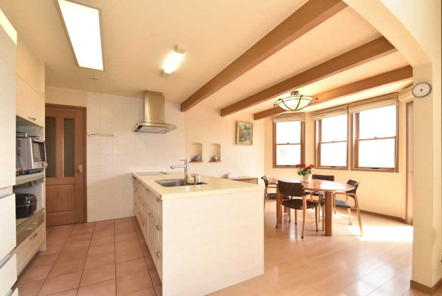 桜並木沿いの緩やかな丘の上！上郡町播磨自然高原の別荘物件の画像11