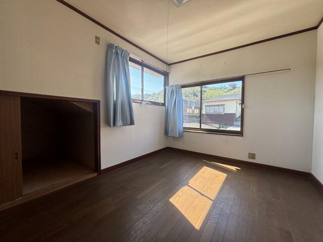 東伯郡湯梨浜町 大字石脇 (泊駅) 2階建 7Kの画像12
