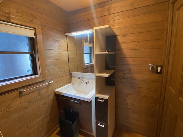 新潟県長岡市下々条町　中古ログハウスの画像13