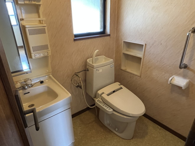 落ち着いた住環境が魅力！津市長岡町の物件の画像13