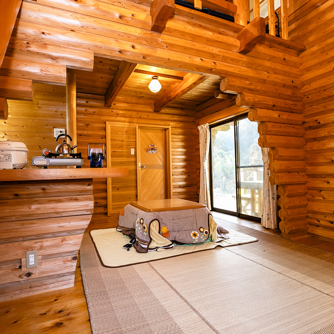 【価格変更】八角形ログハウスが380万円！紀の川市中鞆渕のログハウス物件の画像13