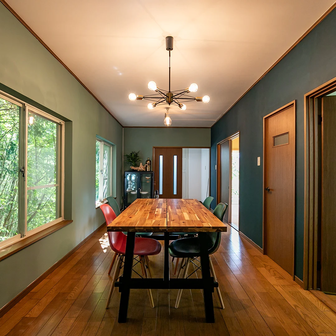 お洒落なリビング！恵那市岩村町の2LDK別荘物件の画像13