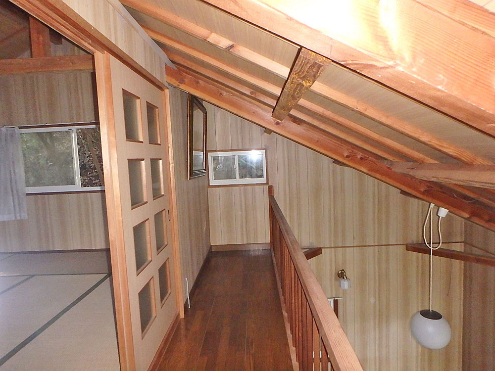 森の中のウッディ調別荘！九度山町東郷の別荘物件の画像13