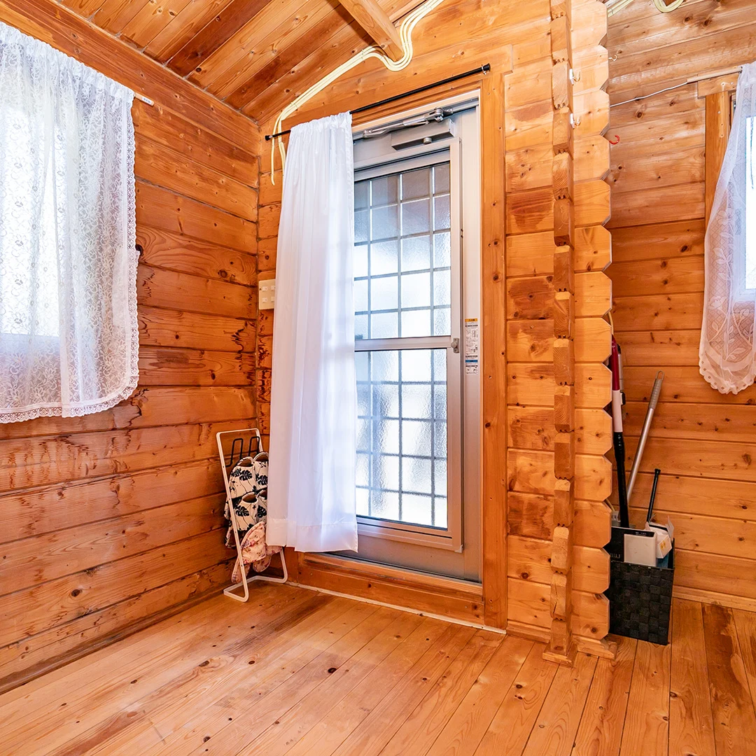 天然温泉とピザ窯付き！津市白山町のミニログハウス物件の画像14