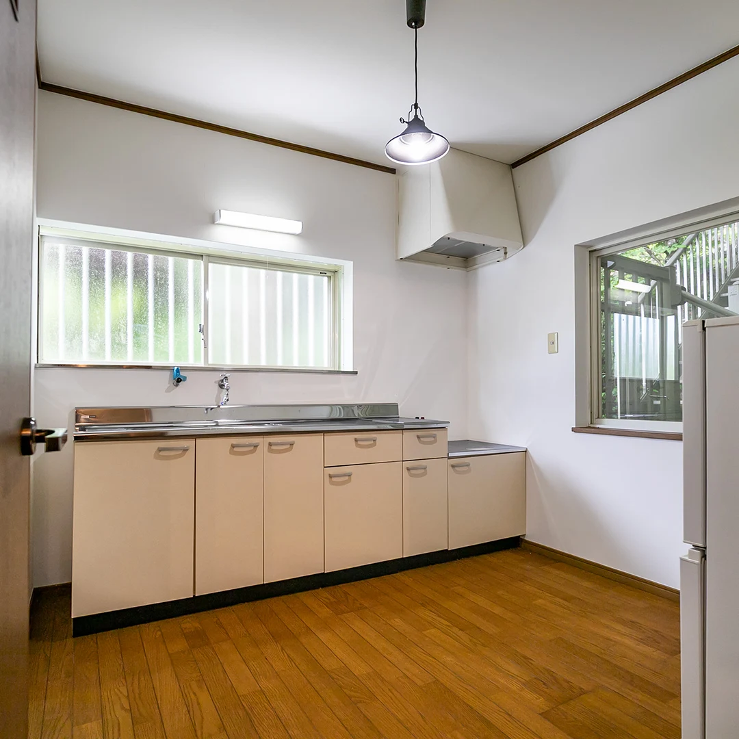 お洒落なリビング！恵那市岩村町の2LDK別荘物件の画像15