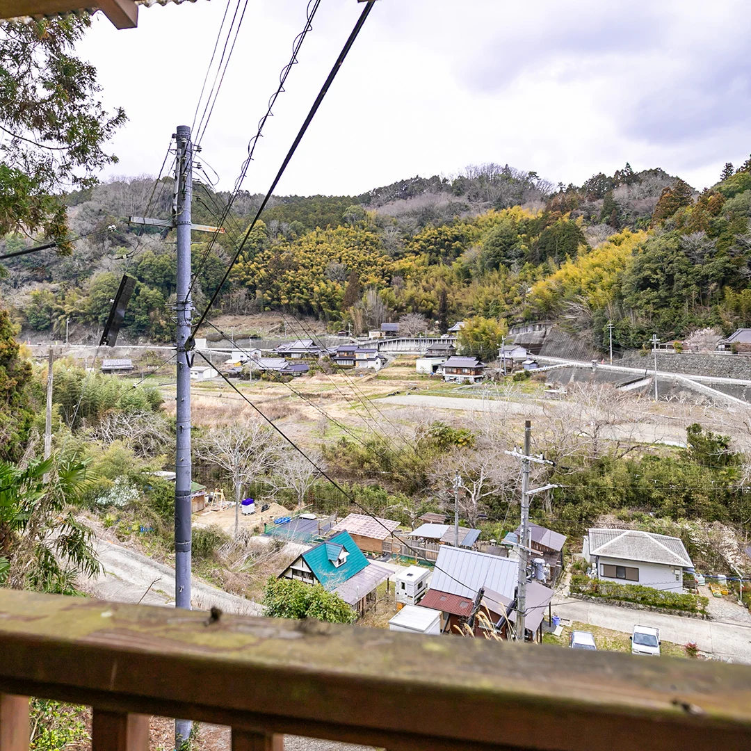 山と川に癒される高台の隠れ家！紀の川市中鞆渕のログハウス物件の画像15
