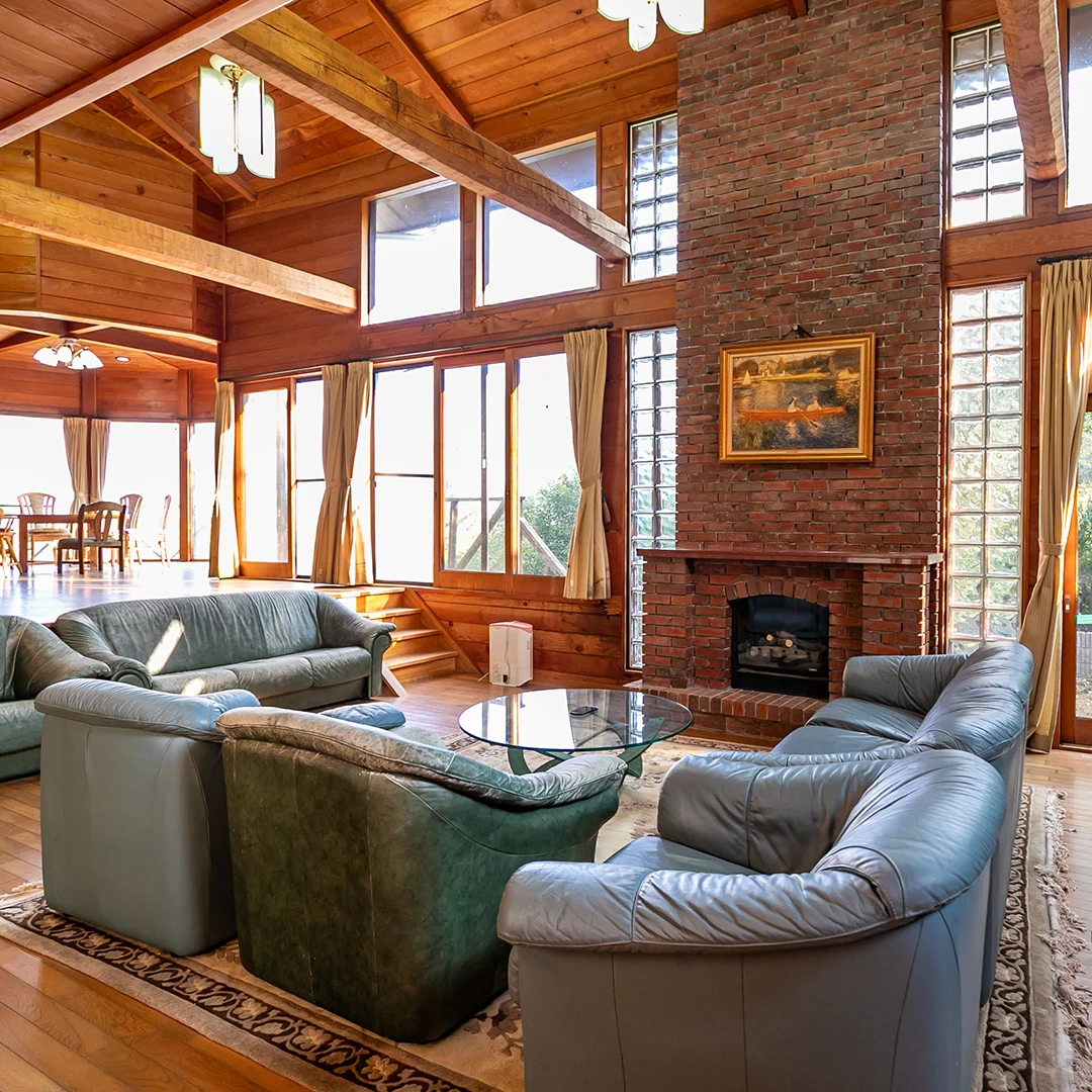 大空間リビングとサウナ付大浴場のあるリゾート邸宅！加東市廻渕「湖翠苑1-141」の別荘物件の画像16