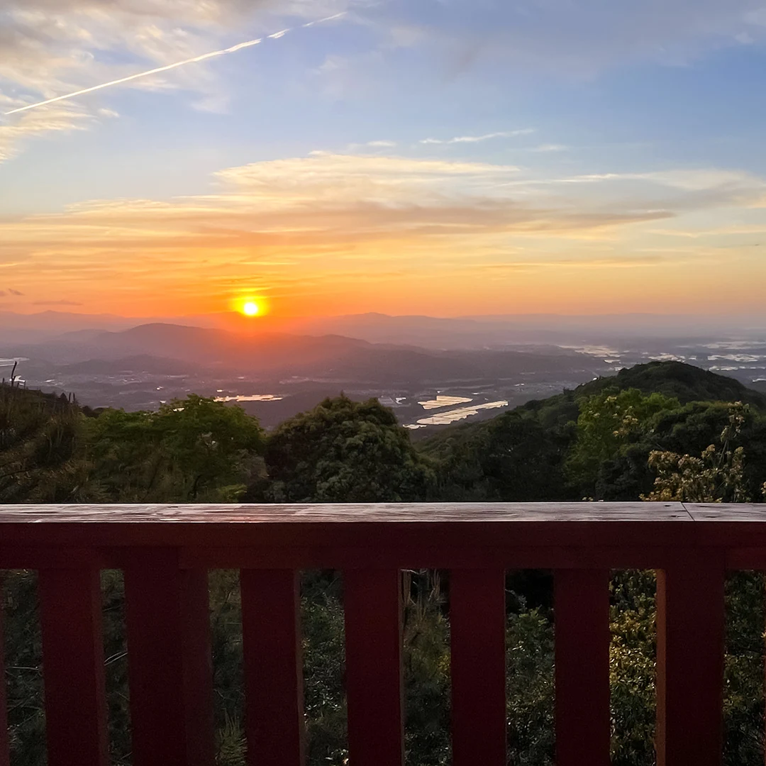 絶景を満喫できる高台のウッディハウス！伊勢市上野町の別荘物件の画像16