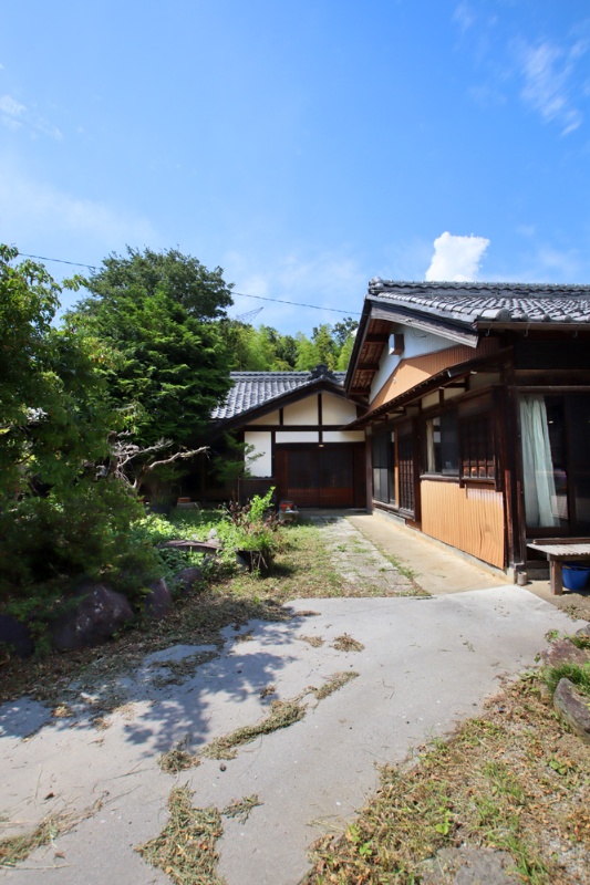 広大な日本庭園とドッグラン付き！米原市大野木の中古戸建物件の画像17