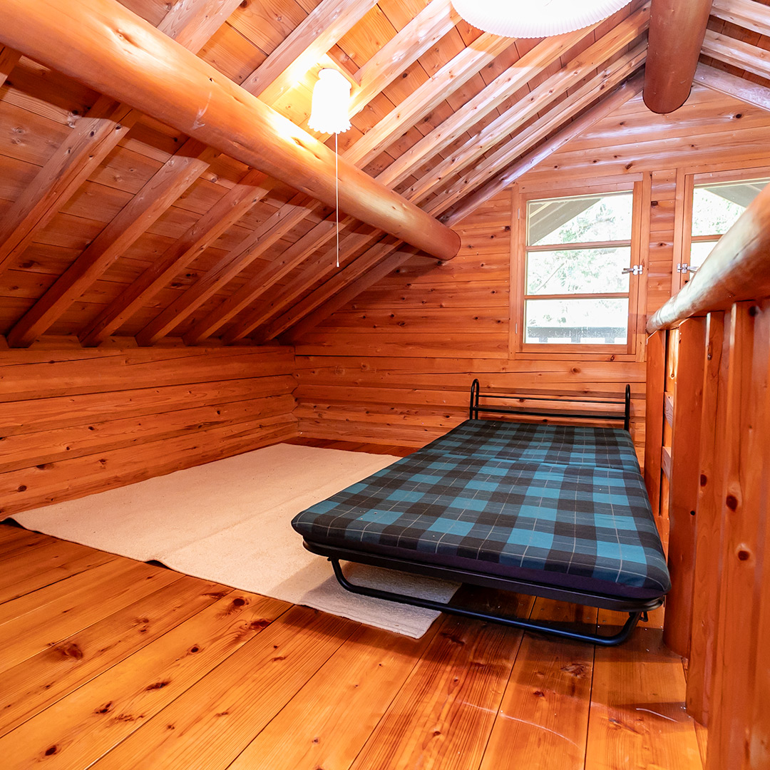 【価格変更】八角形ログハウスが380万円！紀の川市中鞆渕のログハウス物件の画像18