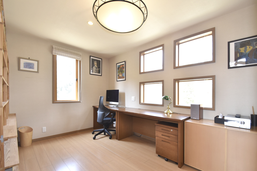 桜並木沿いの緩やかな丘の上！上郡町播磨自然高原の別荘物件の画像18