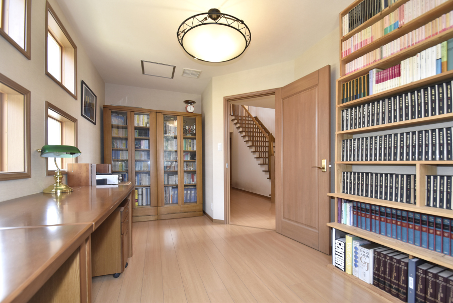 桜並木沿いの緩やかな丘の上！上郡町播磨自然高原の別荘物件の画像19