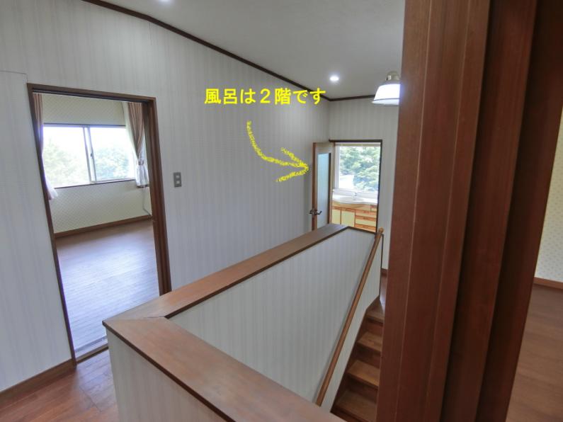 避暑地「天城高原」！雨漏り跡のある伊東市池の別荘物件の画像28